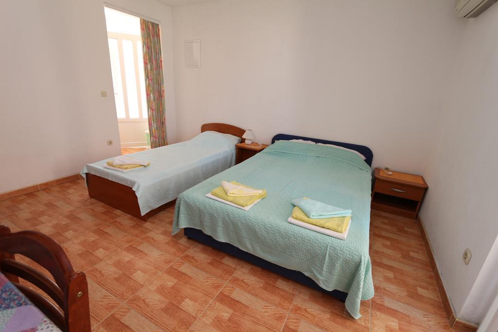 Apartments Antoneta Makarska Kültér fotó