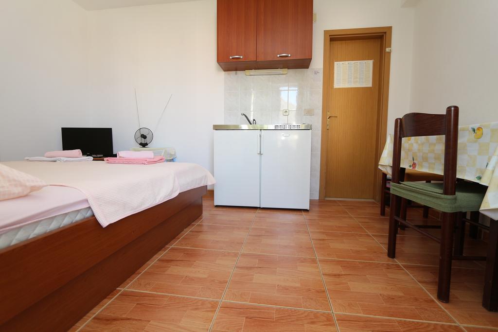 Apartments Antoneta Makarska Kültér fotó