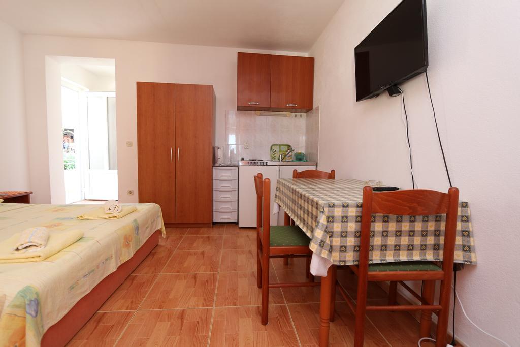 Apartments Antoneta Makarska Kültér fotó